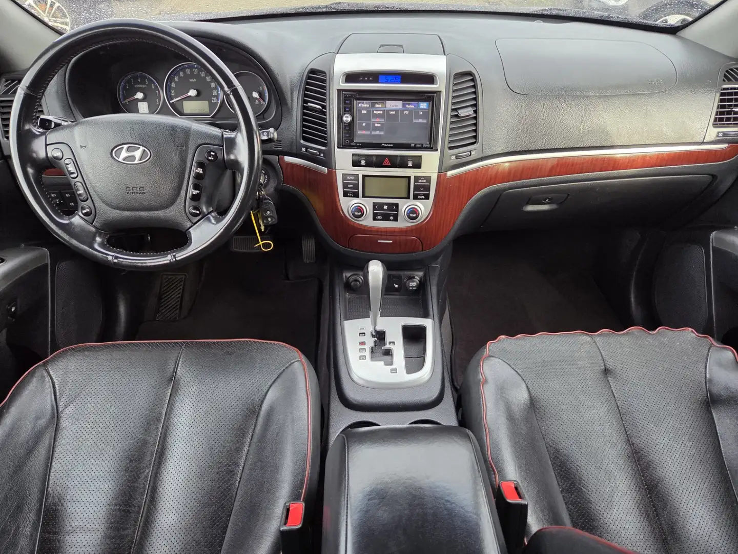 Hyundai SANTA FE 2.7i V6 4WD Business Edition Negro - 2