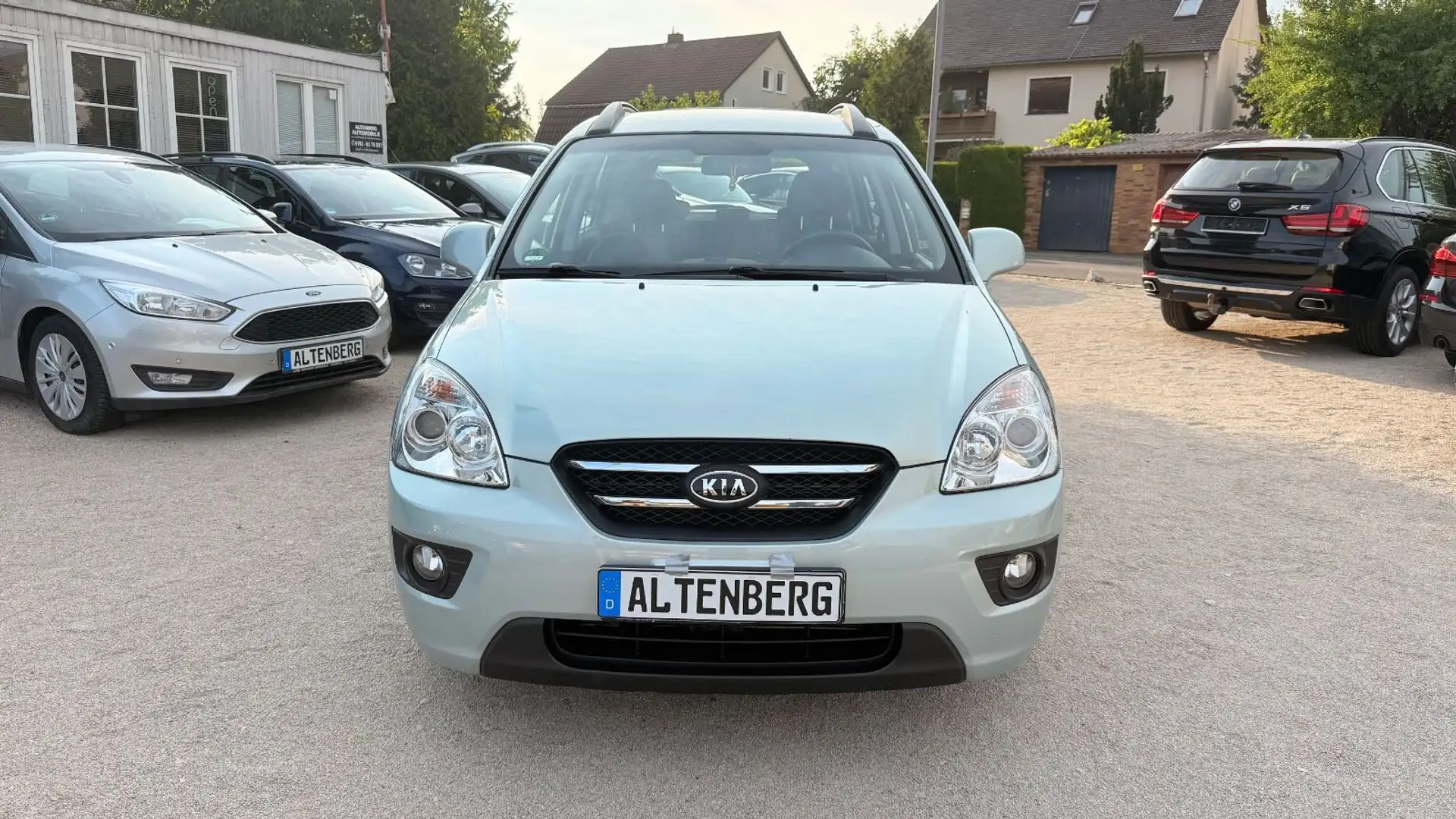 Kia Carens 2.0 CRDi ,Klimaautomtik,AHK. Grün - 2