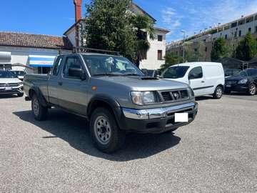 2.5 TD King Cab 4 X4 CON RIDOTTE