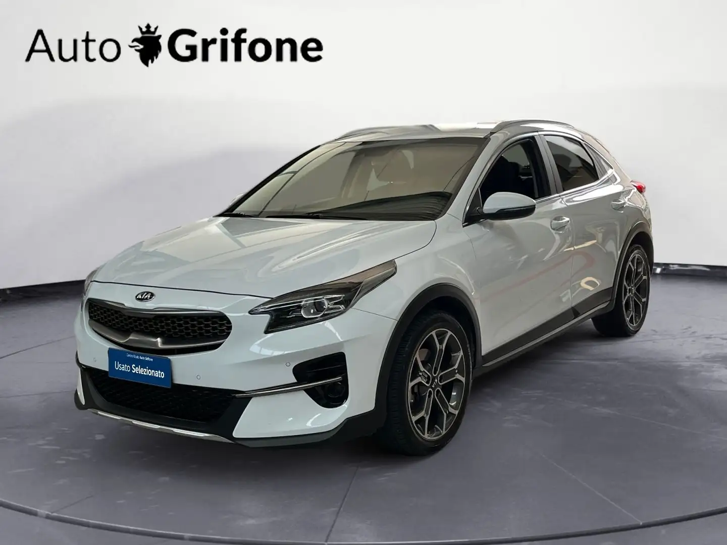 Kia XCeed 1.6 CRDi 136CV MHEV iMT High Tech Weiß - 1