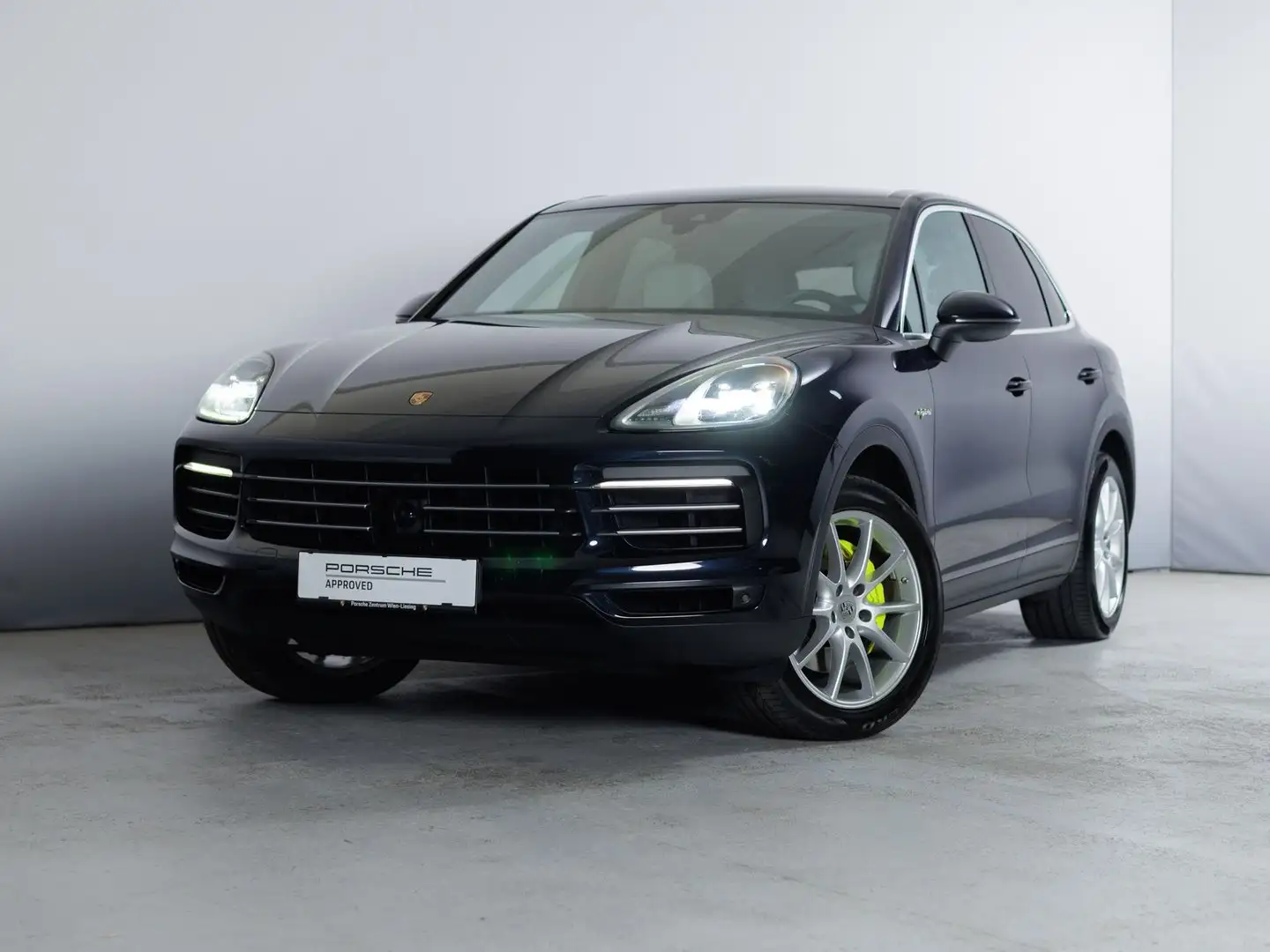 Porsche Cayenne E-Hybrid III Blau - 1