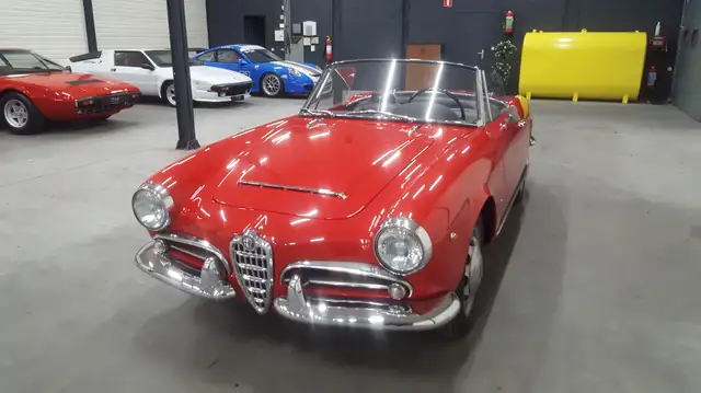Alfa Romeo Giulia Spider