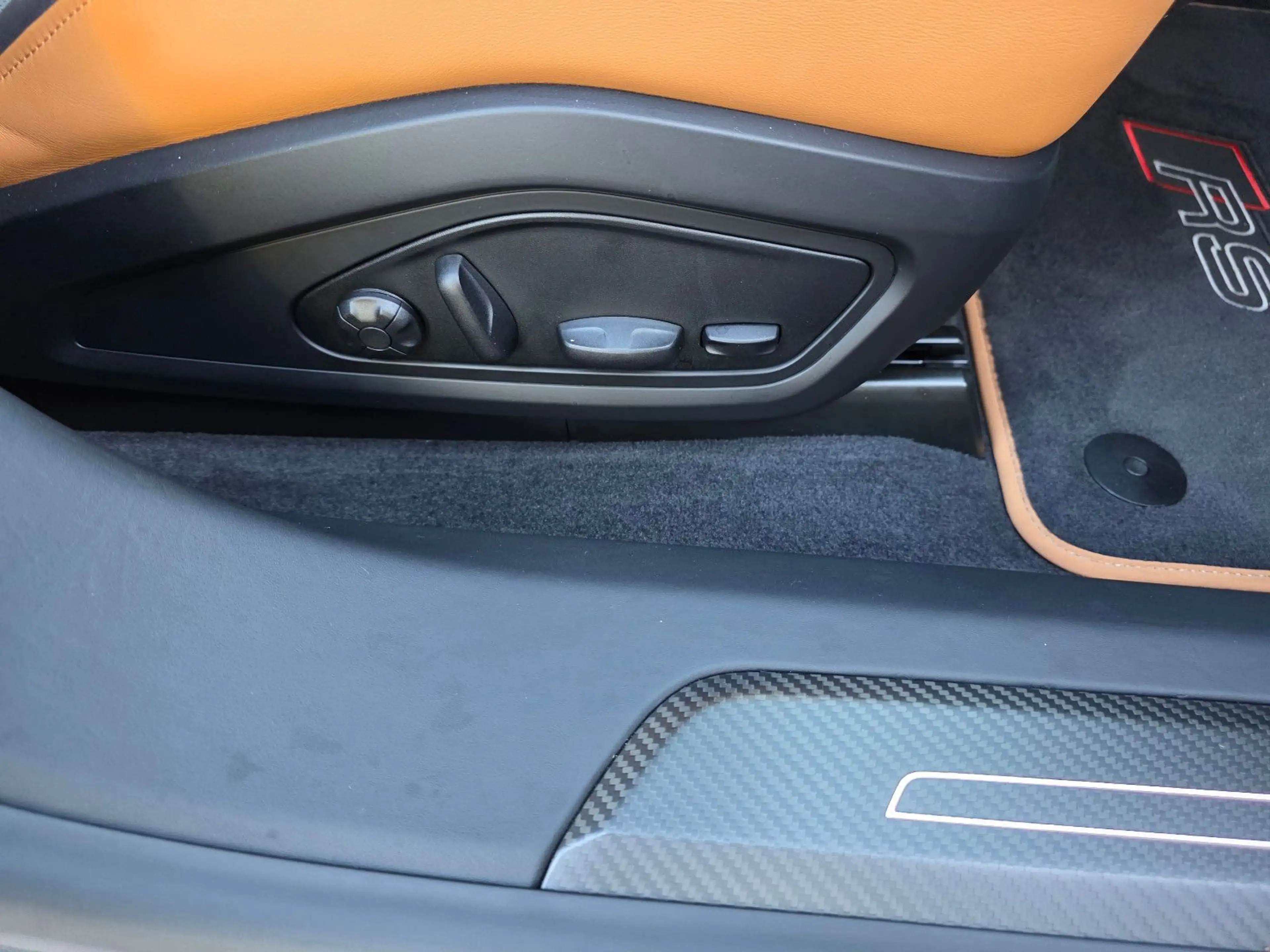 Audi e-tron GT RS quattro Carbondach OptikSchwarzPlus — photo 9