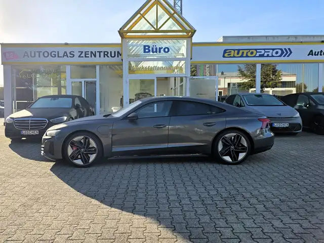 Audi e-tron GT RS quattro Carbondach OptikSchwarzPlus