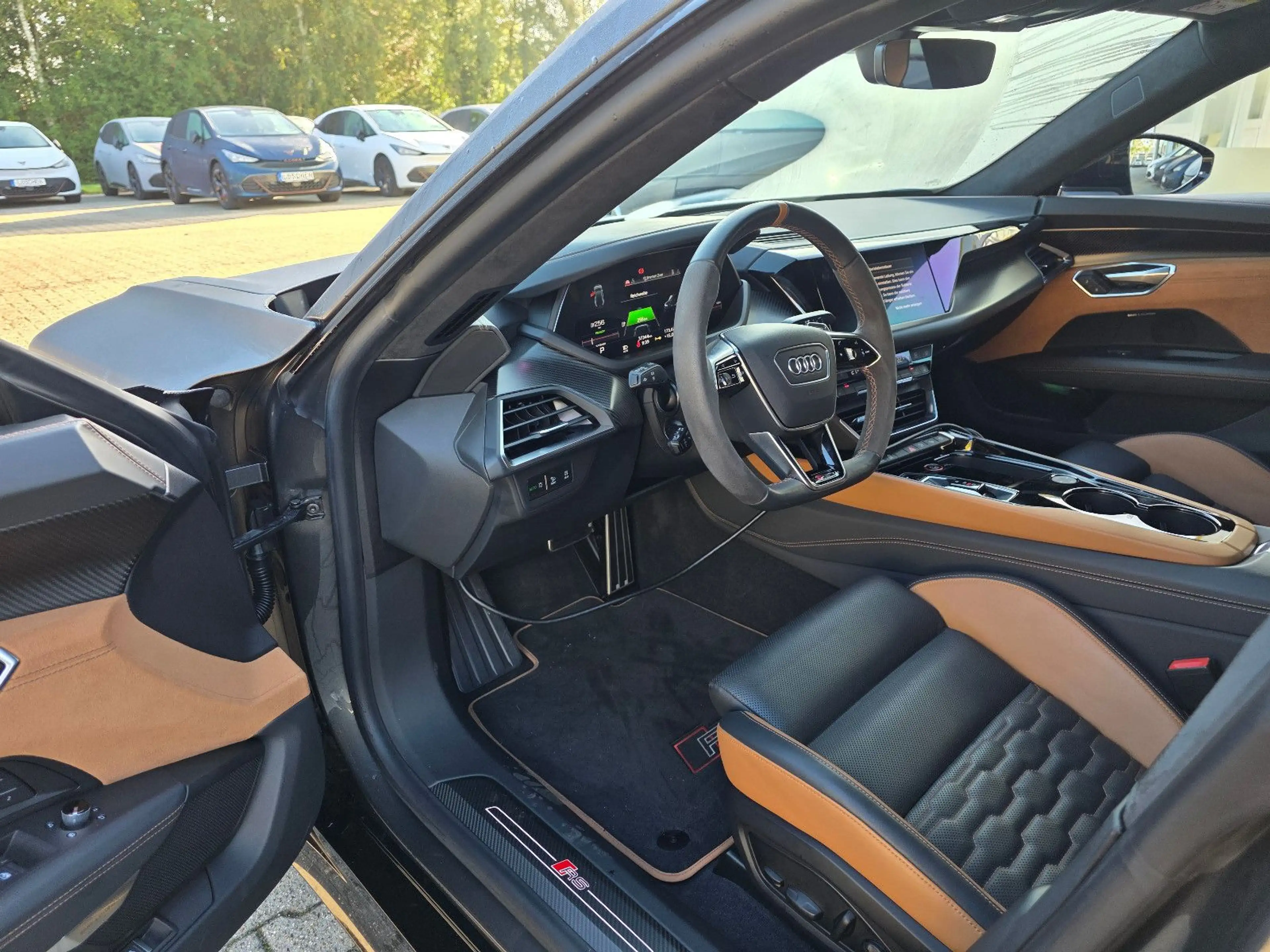 Audi e-tron GT RS quattro Carbondach OptikSchwarzPlus — photo 15