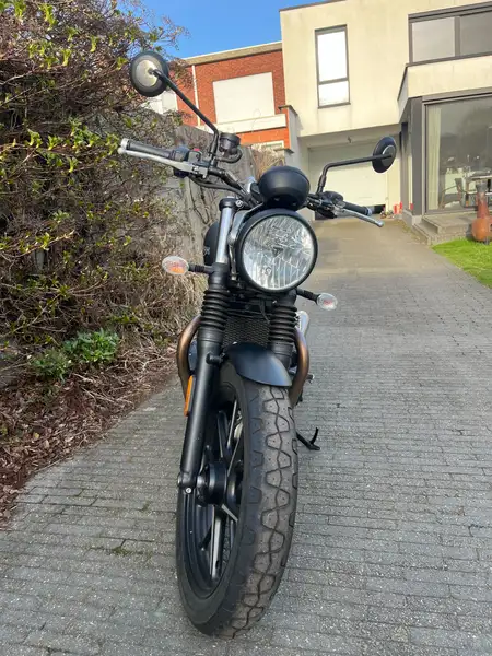 Triumph Street Twin - foto 2