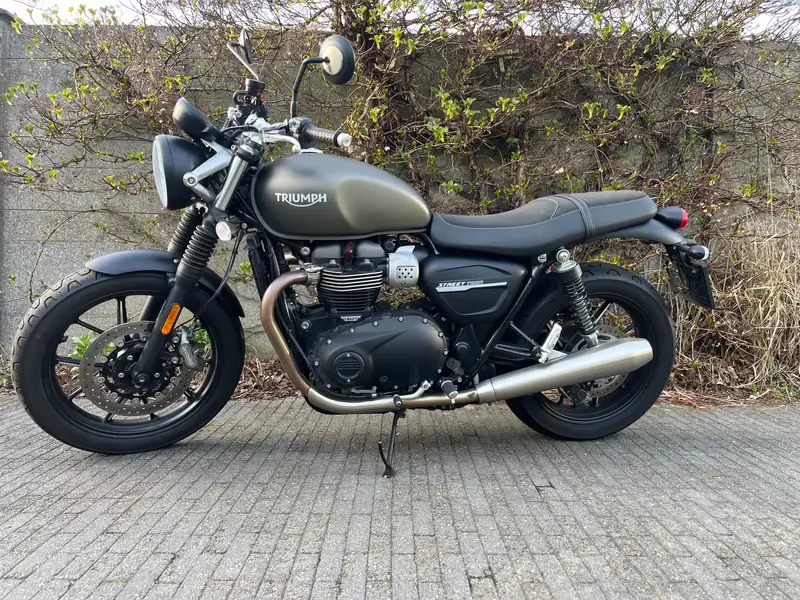 Triumph Street Twin - foto 3