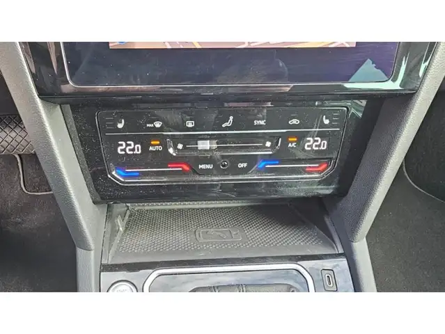 Volkswagen Unknown Model view 9