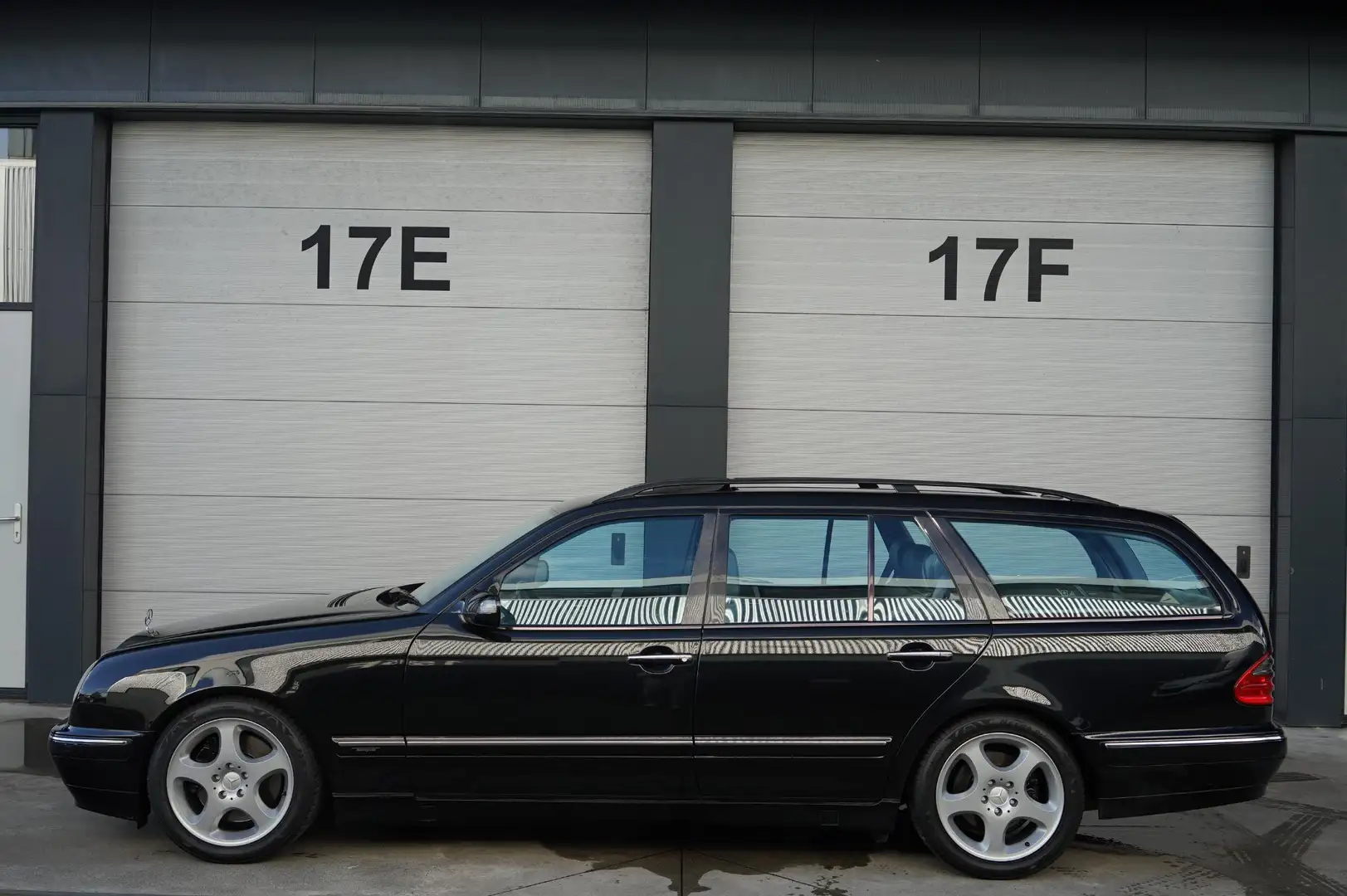 Mercedes-Benz E 430 Avantgarde Select Schwarz - 1