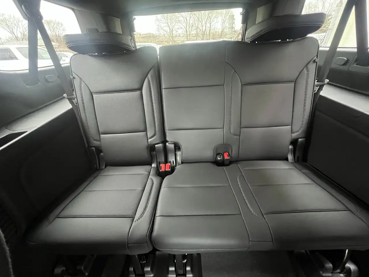 GMC Yukon снимка GMC Yukon