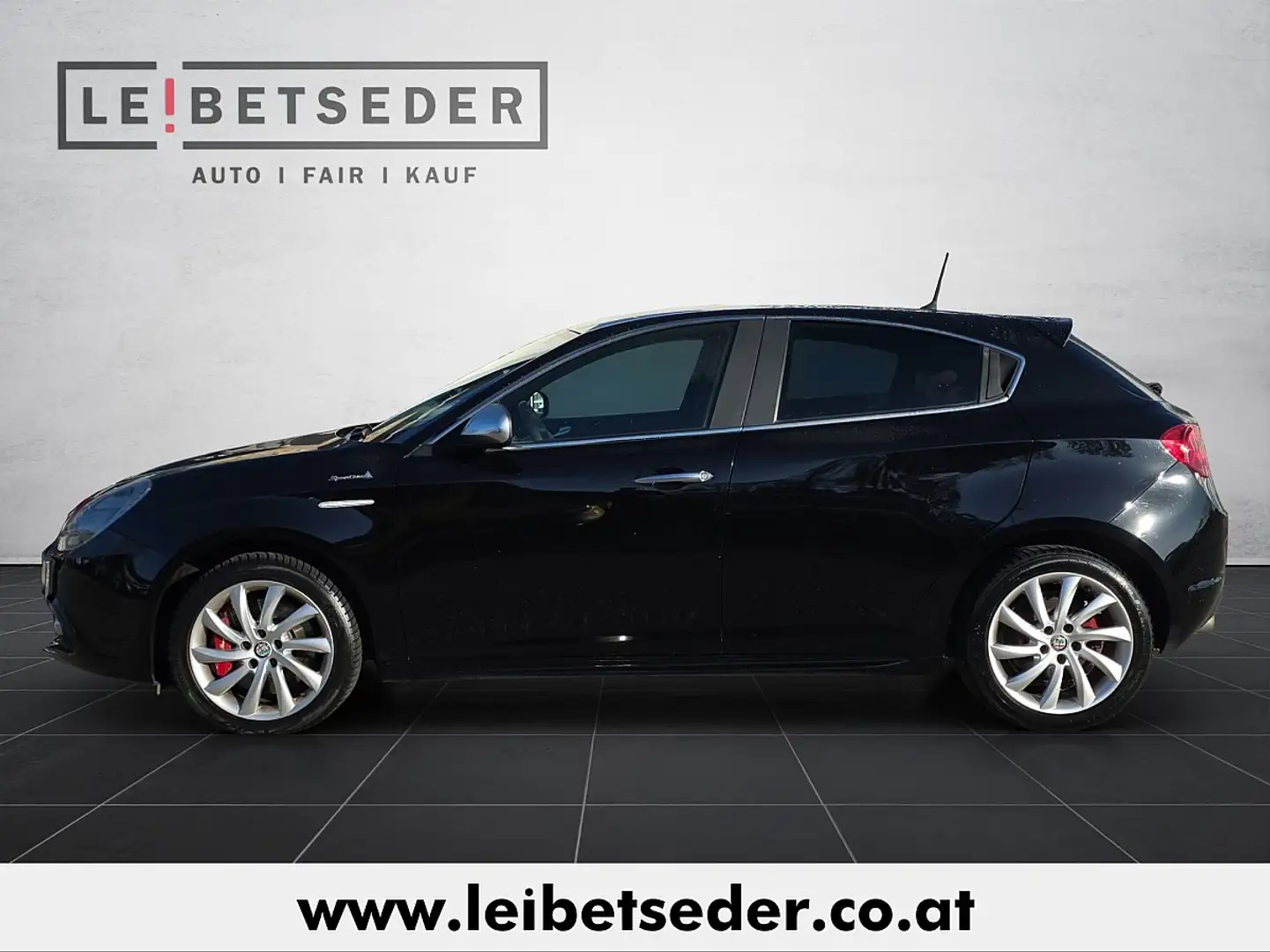 Alfa Romeo Giulietta Distinctive 1,6 JTDM-2 Noir - 2