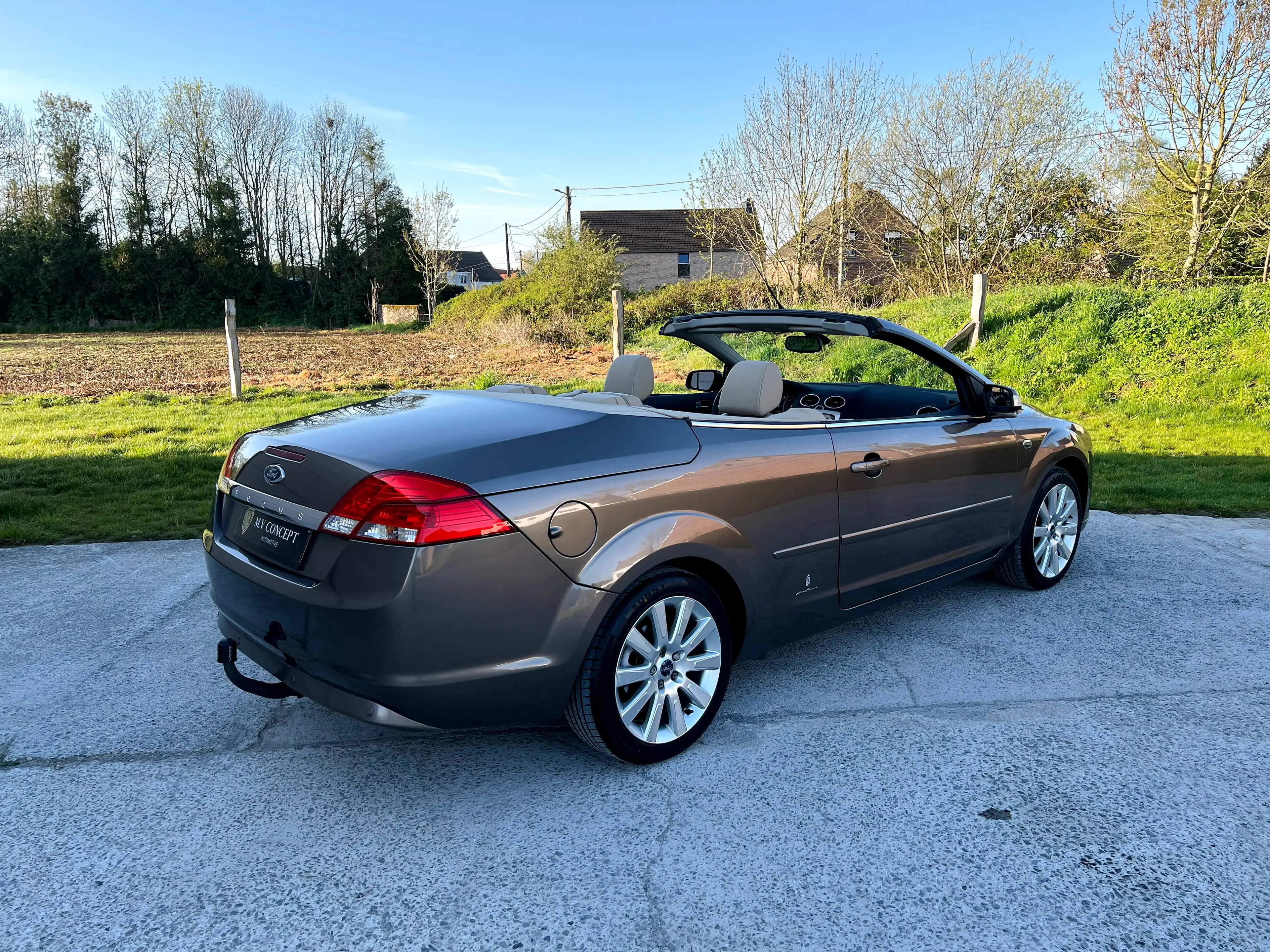 Ford Focus CC 2.0 TDCi Titanium — photo 2