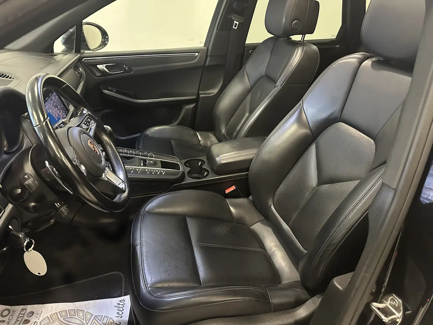 Porsche Macan 2.0 245cv pdk Noir - 2
