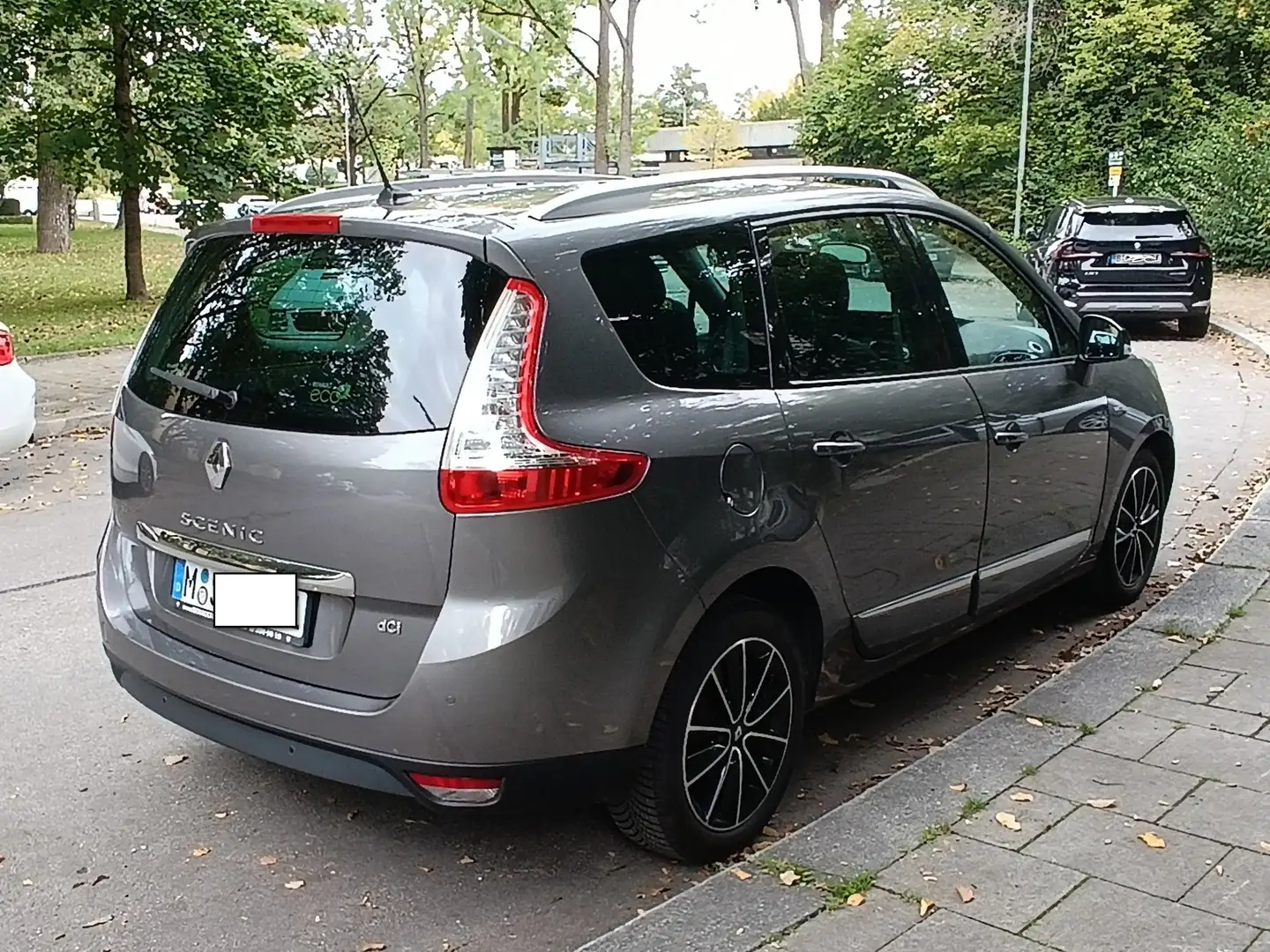 Renault Grand Scenic Grand Scenic Energy dCi 130 S Grau - 2
