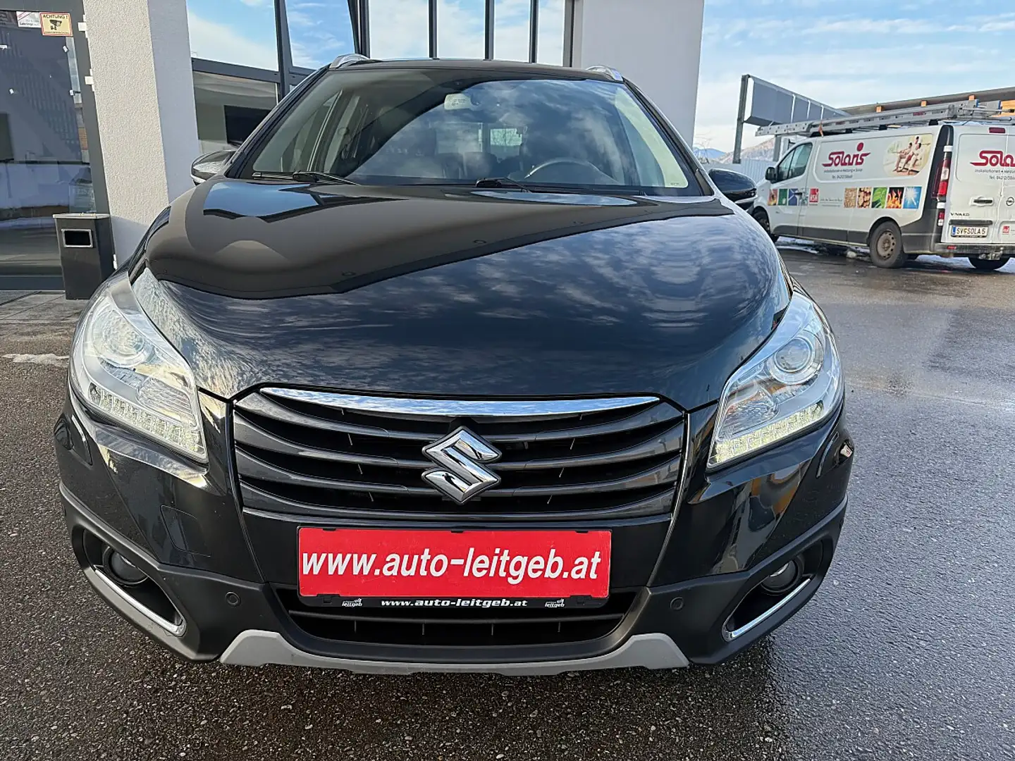 Suzuki SX4 S-Cross 1,6 CVT flash Schwarz - 2