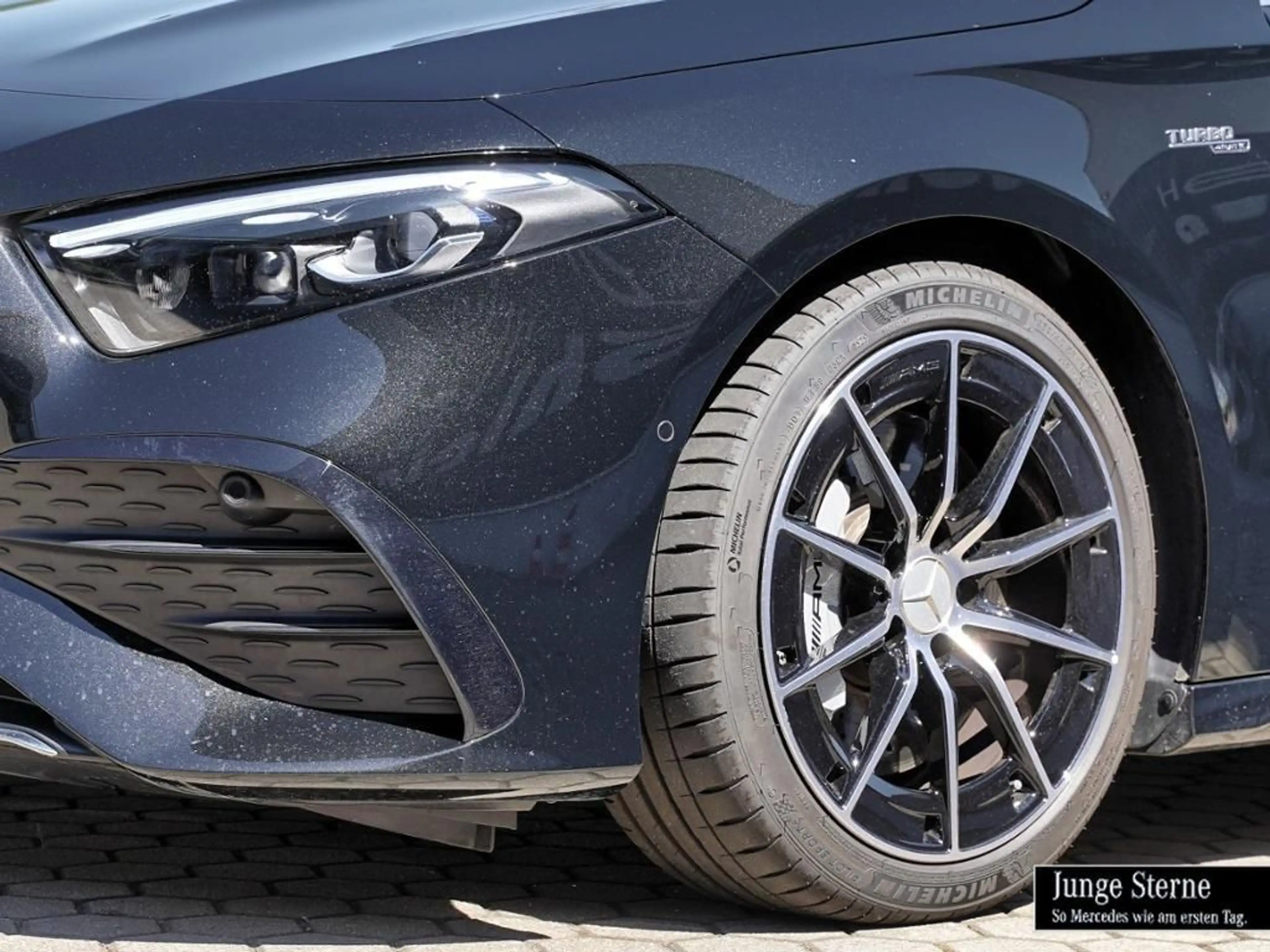 Mercedes-Benz A 35 AMG AMG A 35 4MATIC Kompaktlimousine 360 AHK AUT LM — photo 16