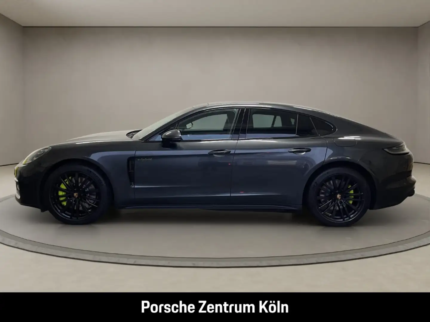 Porsche Panamera 4 E-Hybrid Platinum Edition 20-Zoll LED Grijs - 2