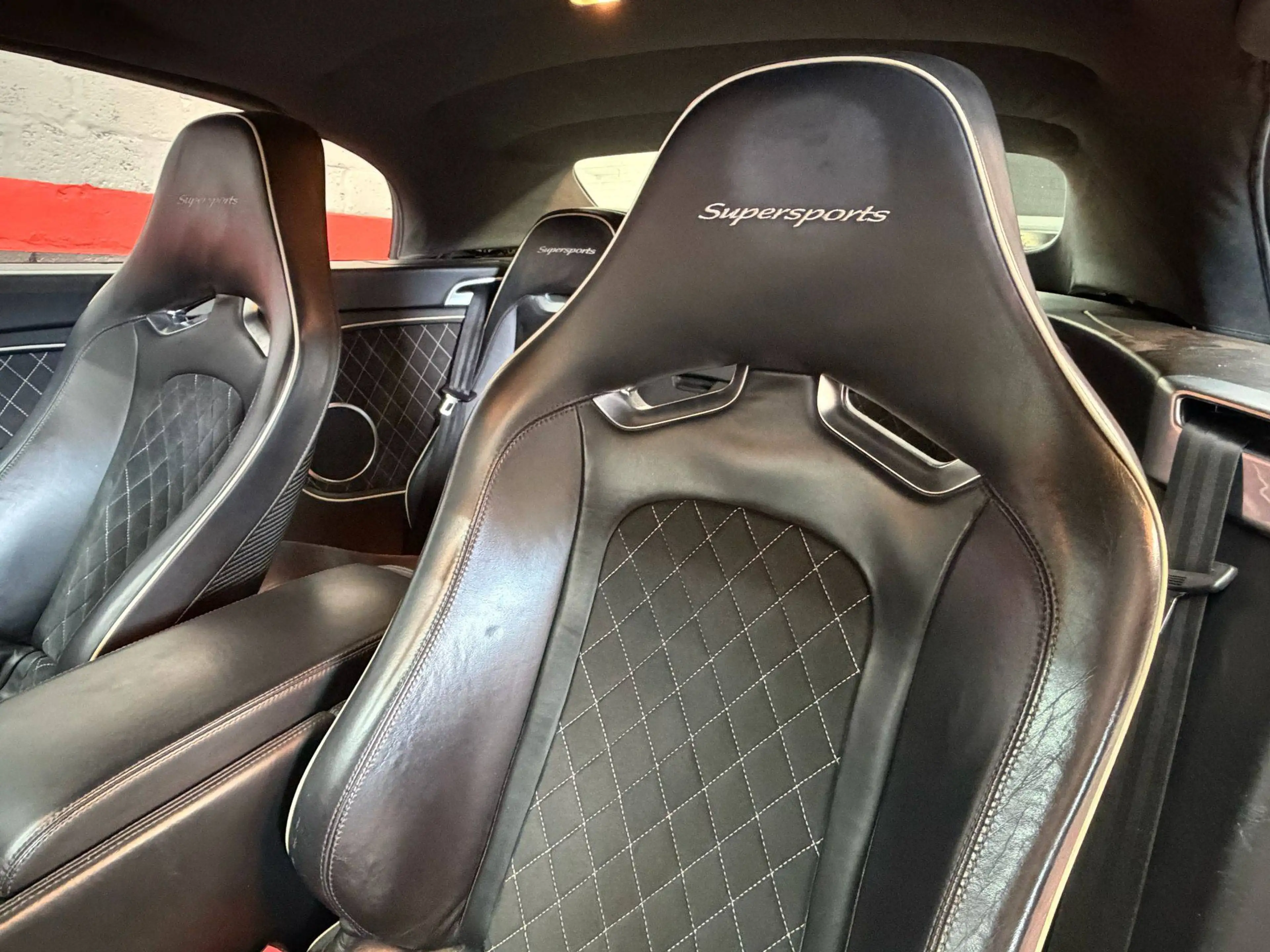 Bentley Continental GTC — photo 10