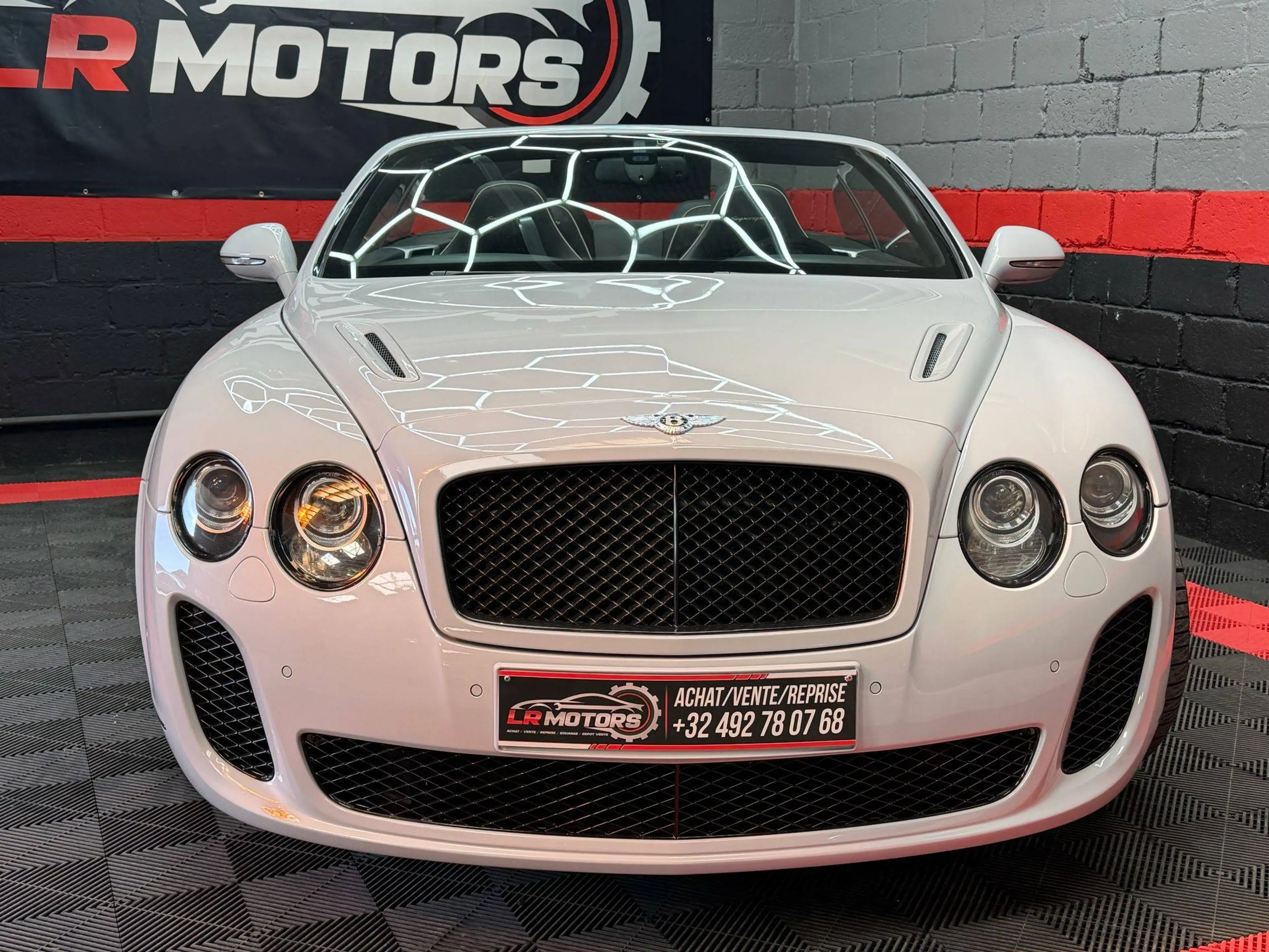 Bentley Continental GTC — photo 4