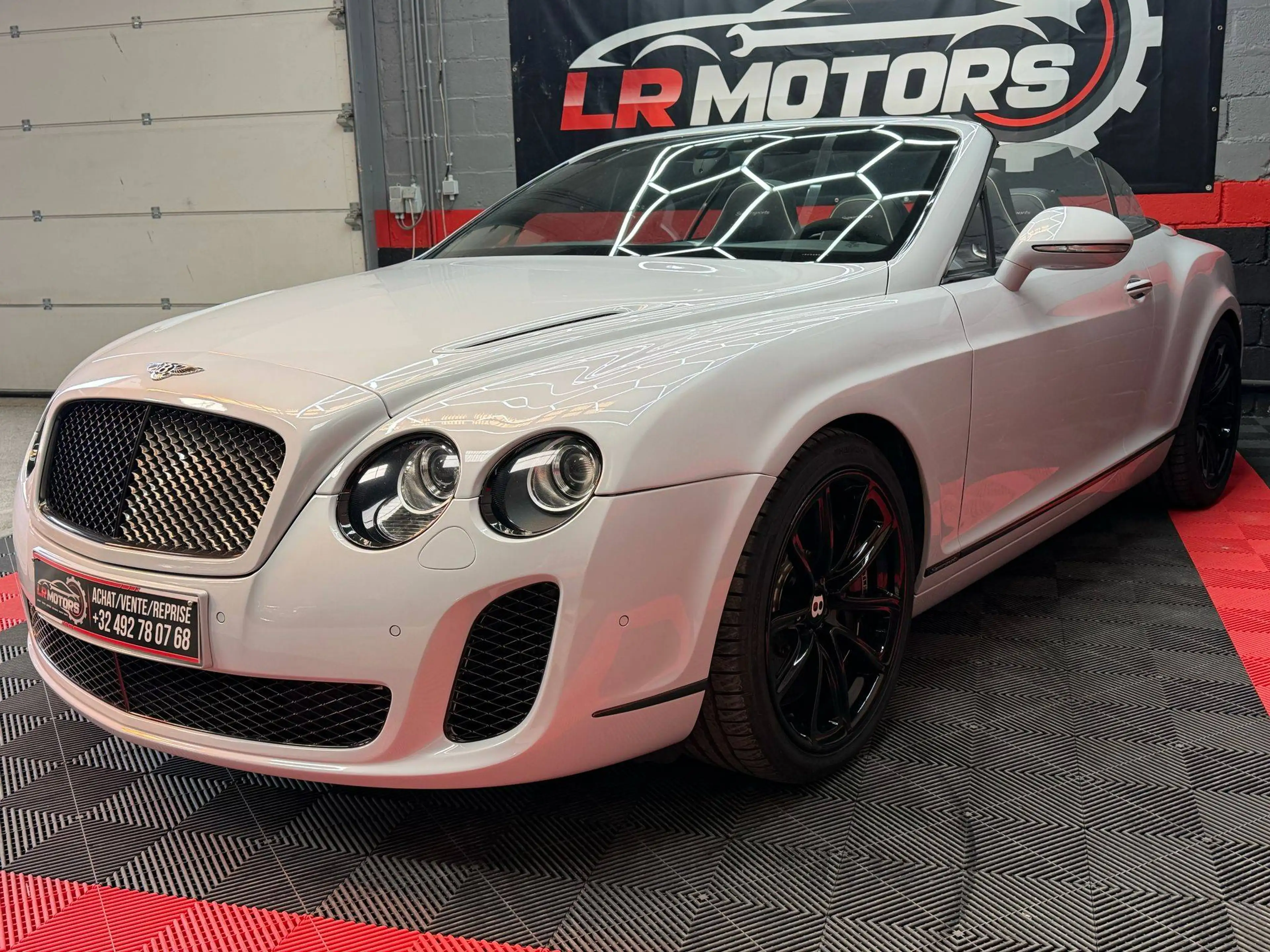 Bentley Continental GTC — photo 2