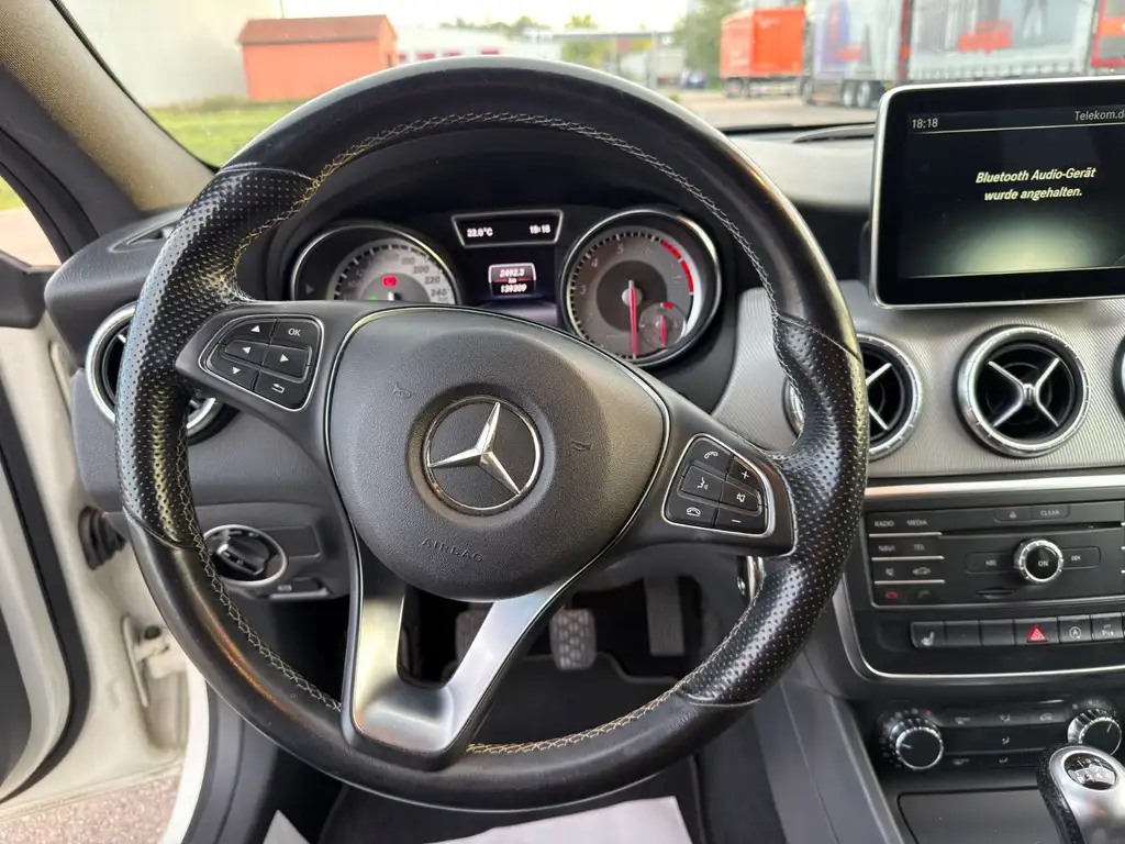 Mercedes-Benz Sonstige CLA Shooting Brake | Xenon | ACC | PDC | Navi Bild 11