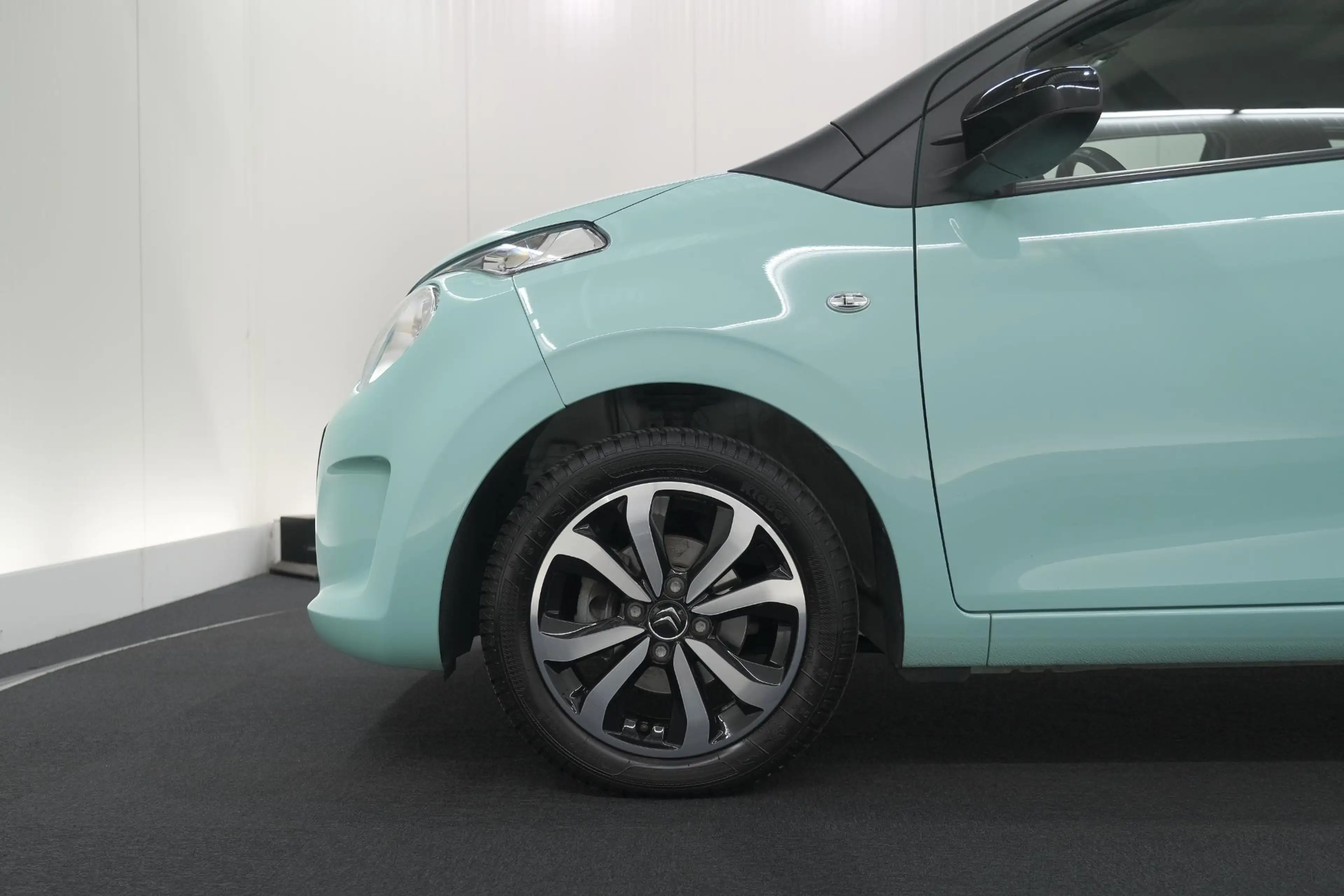 Citroen C1 1.0 VTi Shine | Automaat | Apple Carplay | Climate — photo 10