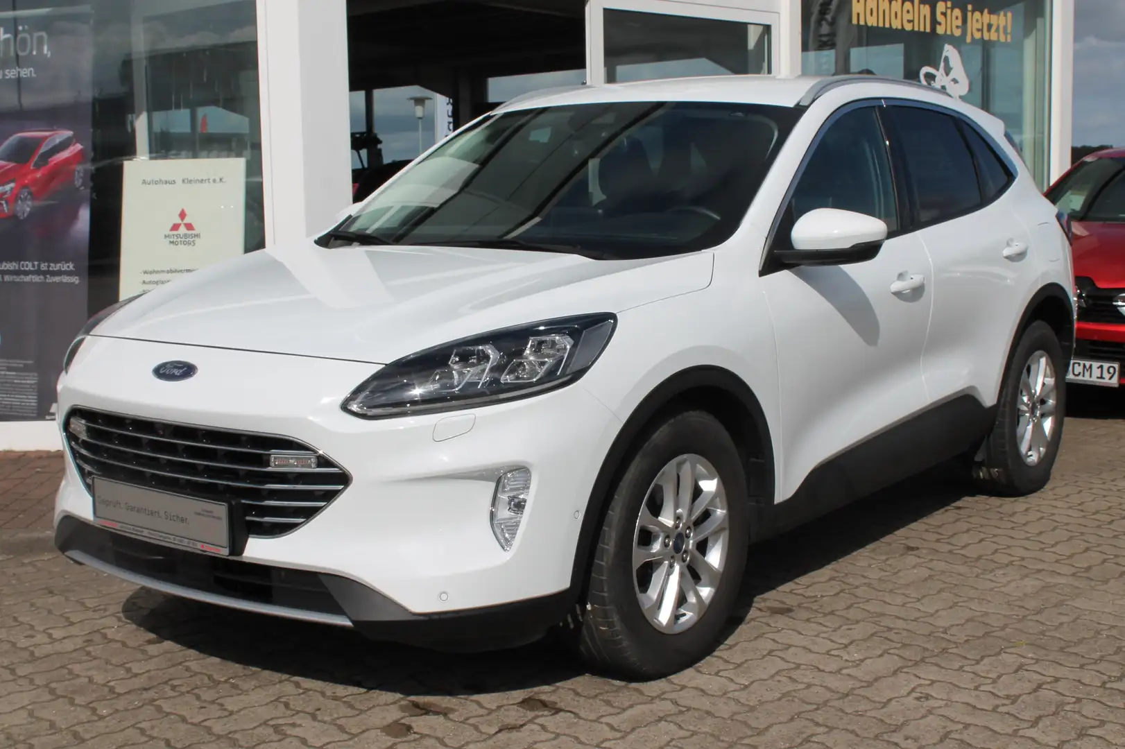 Ford Kuga 1.5 D Titanum X Weiß - 1
