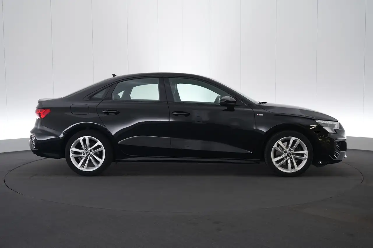 Audi A3 Sedan 30 TDi S-Tronic S-Line Business Ed. Platinum, миниатюра 5