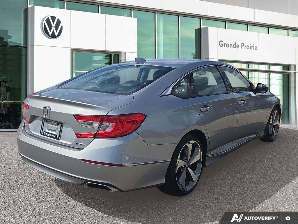 2020 Honda Accord Touring | HEATED & COOLED SEATS — снимка 1