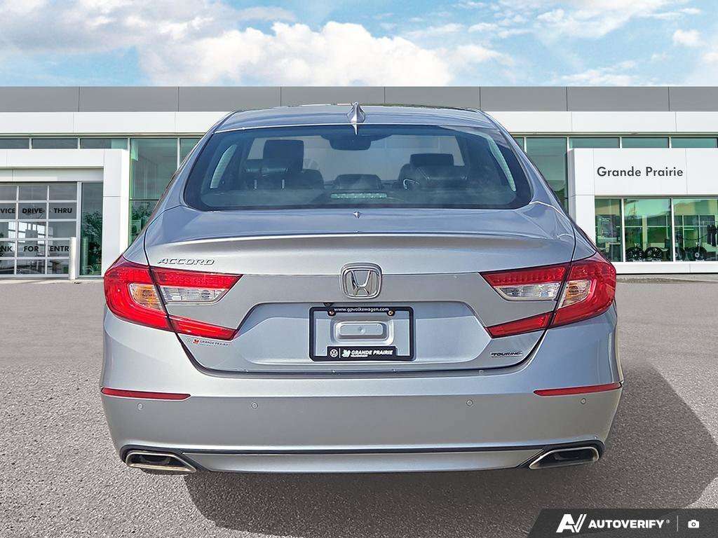 2020 Honda Accord Touring | HEATED & COOLED SEATS — снимка 1