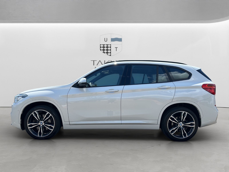 BMW X1 xDrive 25 d M Sport / 1.Hand / LED / PANO — photo 4