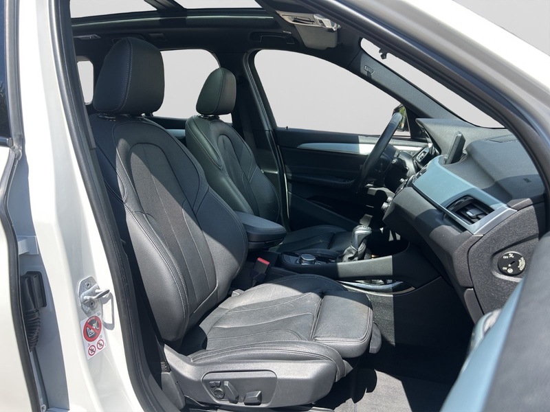 BMW X1 xDrive 25 d M Sport / 1.Hand / LED / PANO — photo 12