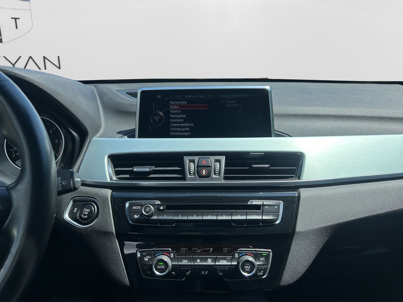 BMW X1 xDrive 25 d M Sport / 1.Hand / LED / PANO — photo 18