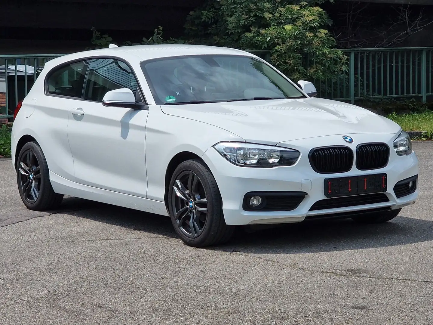 BMW 116 d Advantage **2.Hand*PDC*Sitzheizung* Weiß - 1