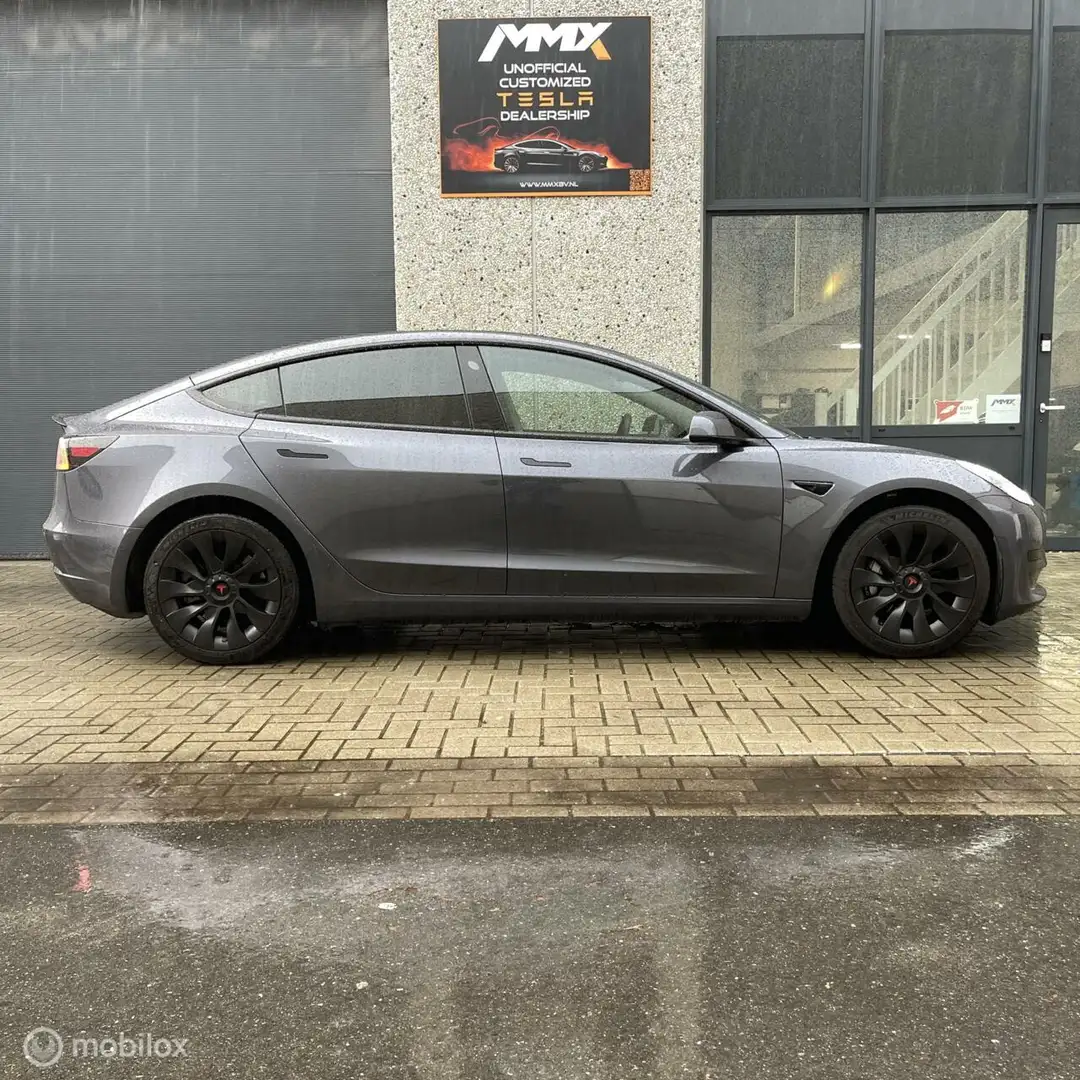 Tesla Model 3 SR+ MiC Grijs - 2