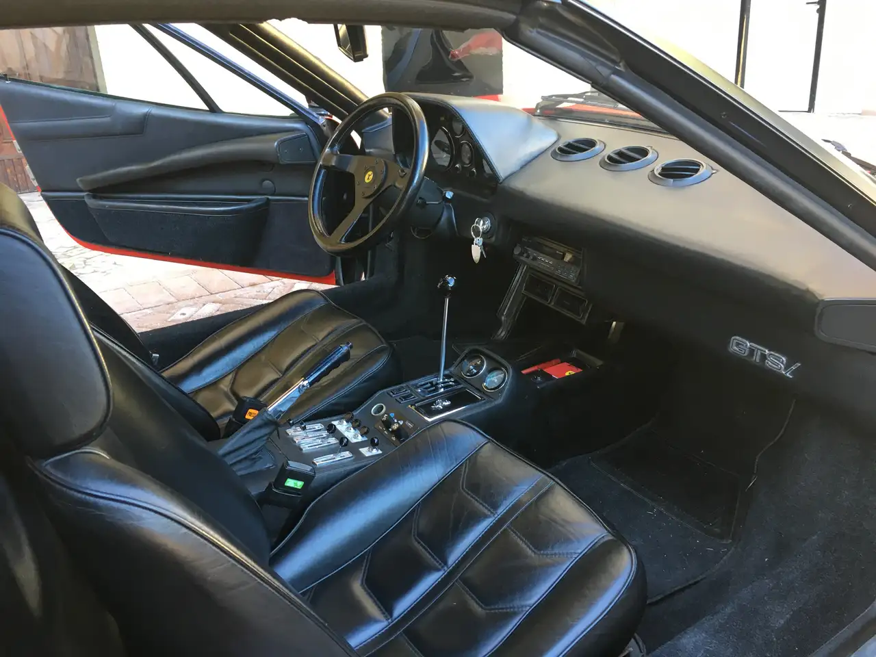 Ferrari 308 GTSi 2.9, foto 5