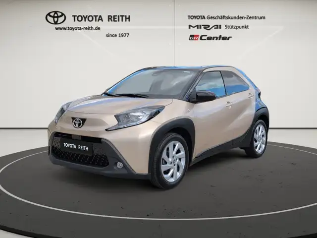 Toyota Aygo (X) Pulse Apple CarPlay Android Auto Musikstreaming DA
