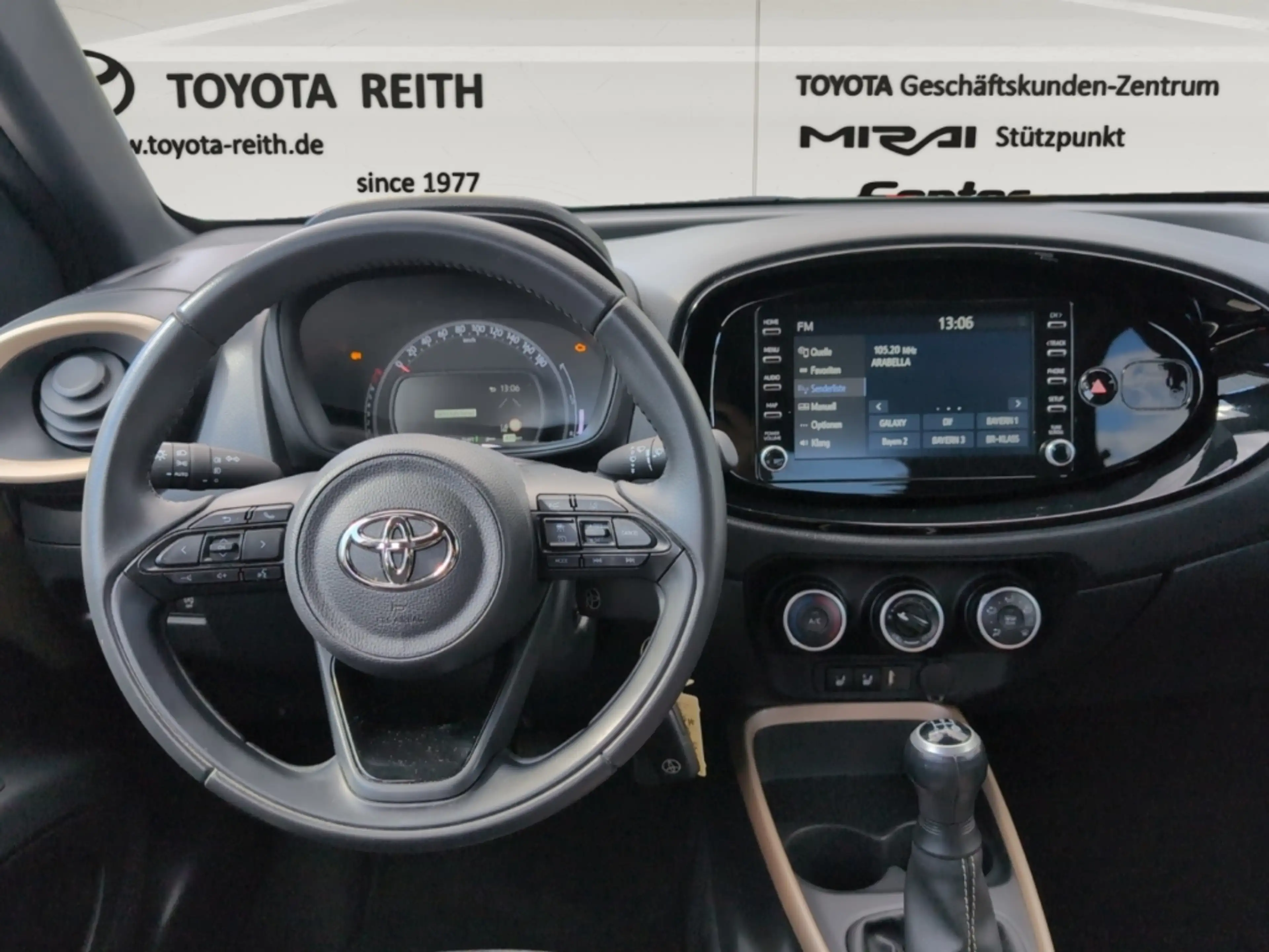 Toyota Aygo X Pulse Apple CarPlay Android Auto Musikstreaming DA — photo 10