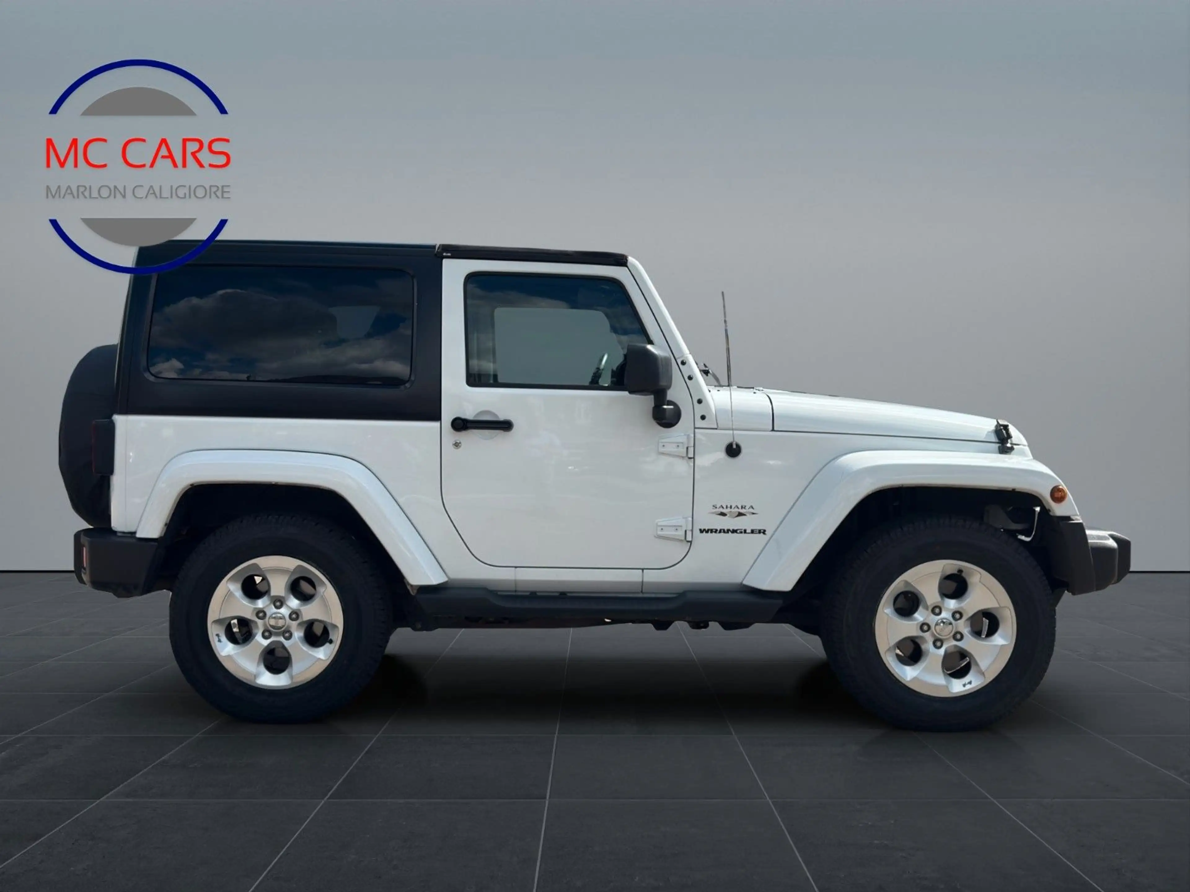 Jeep Wrangler Unlimited Sahara aus 1.Hand — photo 8