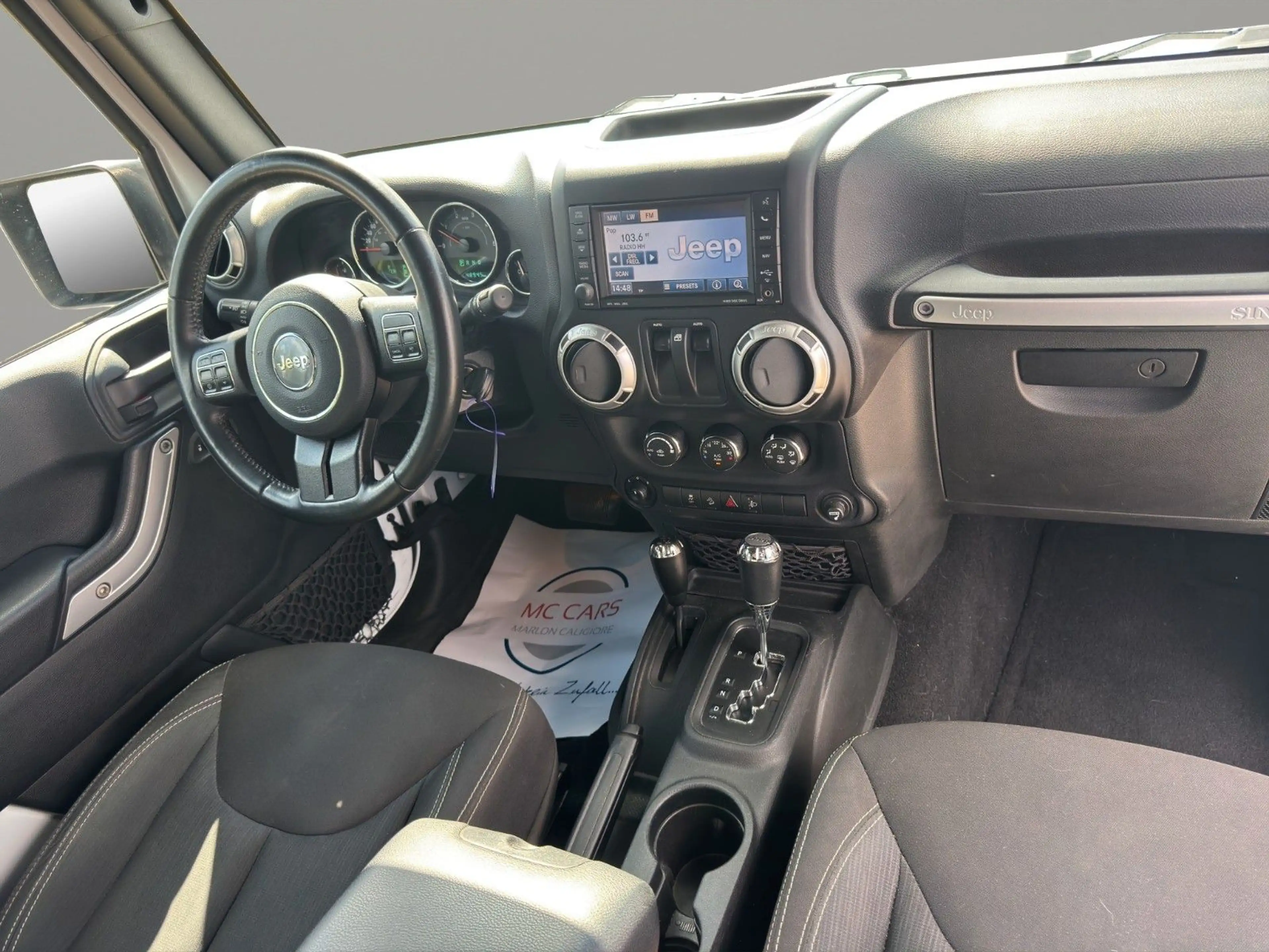 Jeep Wrangler Unlimited Sahara aus 1.Hand — photo 10