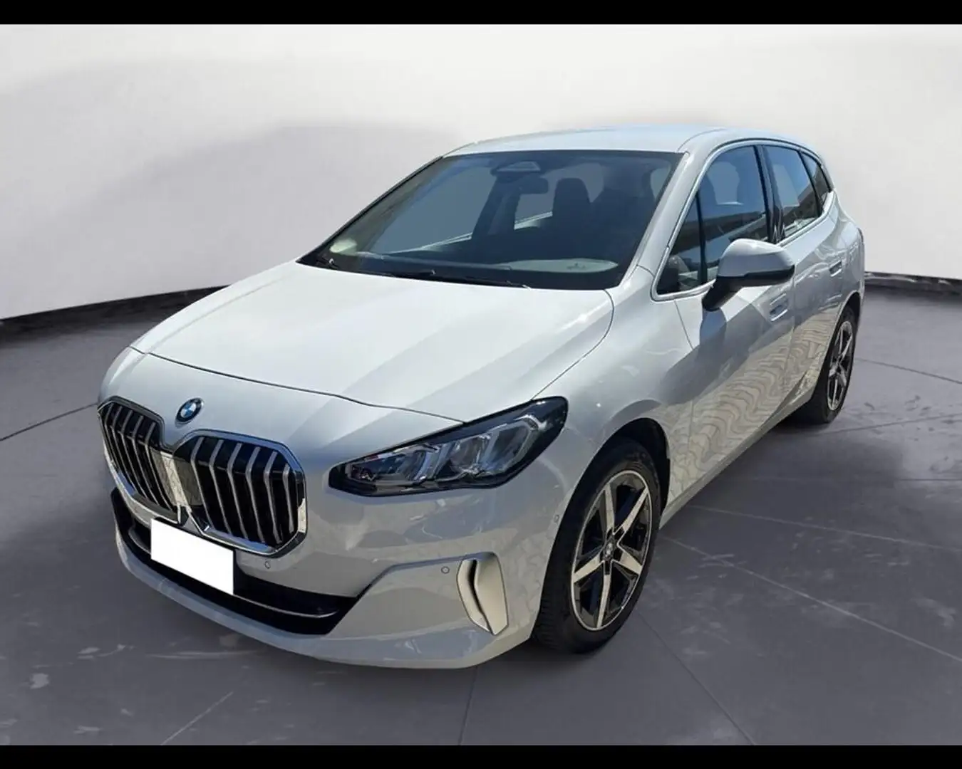 BMW 220 i Active Tourer mhev 48V Luxury auto Weiß - 1