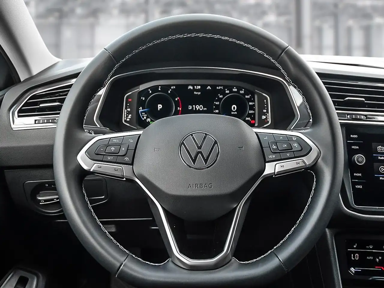 Volkswagen Tiguan снимка Volkswagen Tiguan