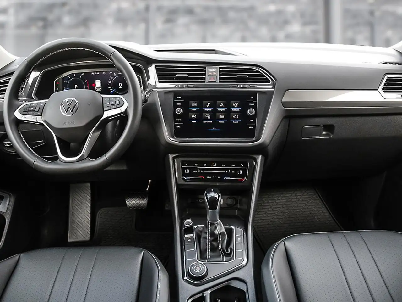 Volkswagen Tiguan снимка Volkswagen Tiguan