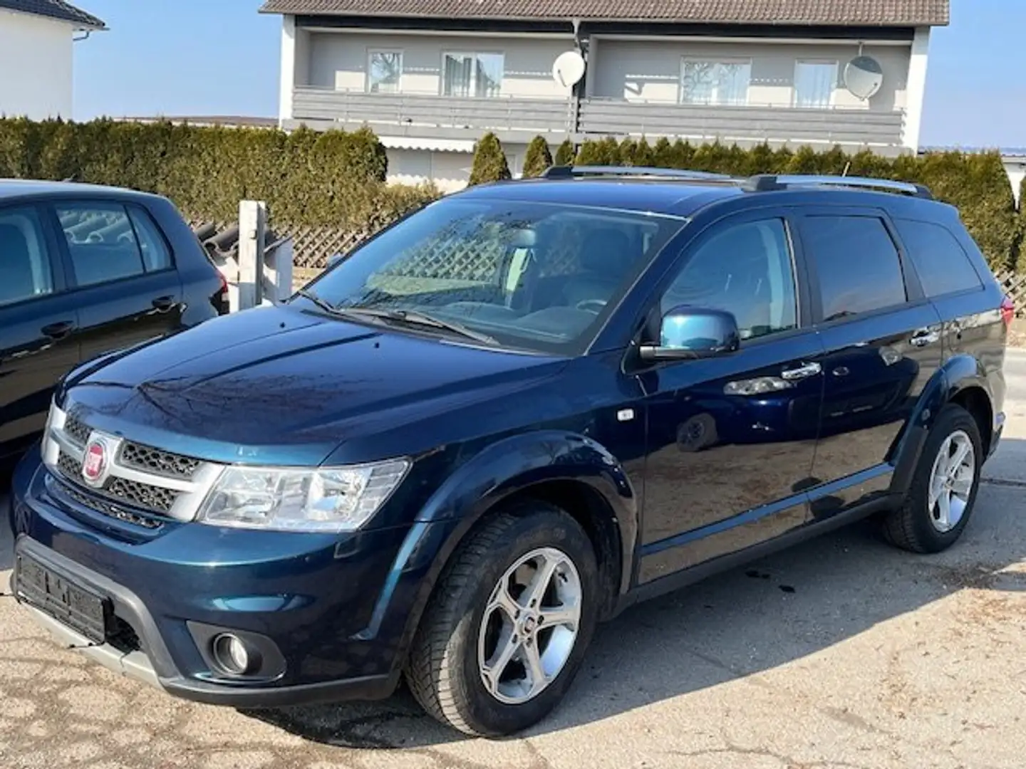 Fiat Freemont Lounge AWD Getriebe Probleme Bleu - 2