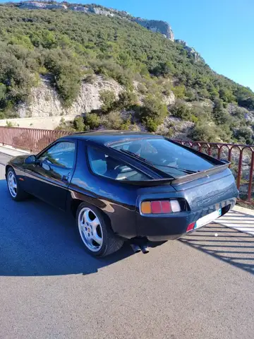 Porsche 928 S 4.7L 310 ch