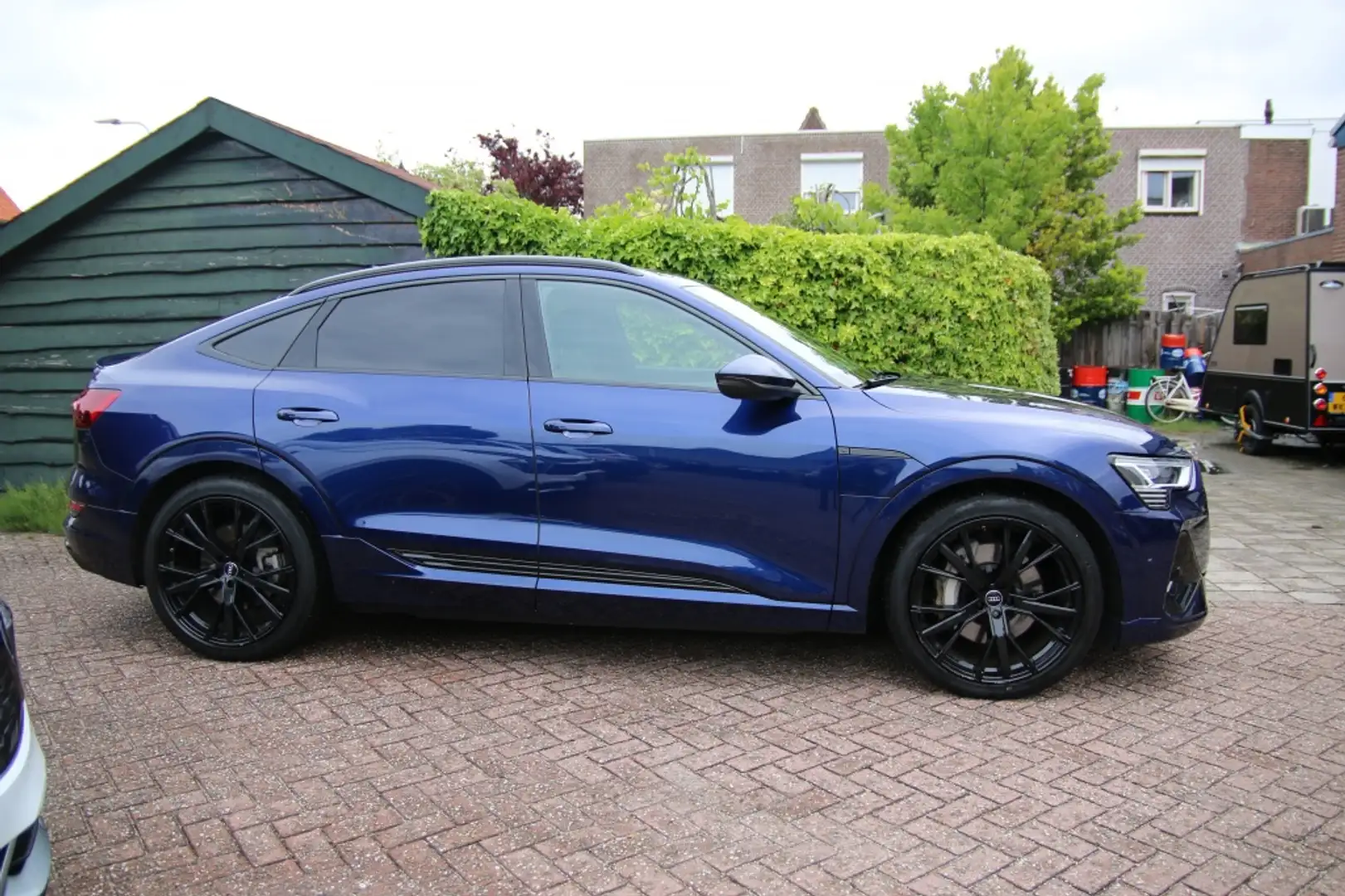 Audi e-tron Sportback 55 quattro edit. 95 Bleu - 2