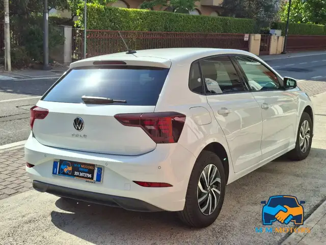 Volkswagen Polo view 8