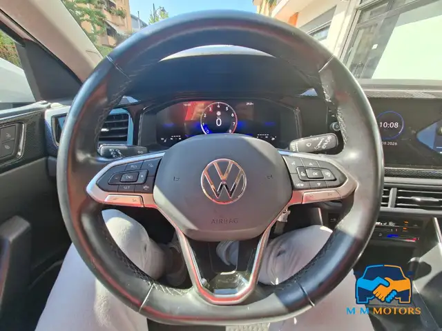 Volkswagen Polo view 10