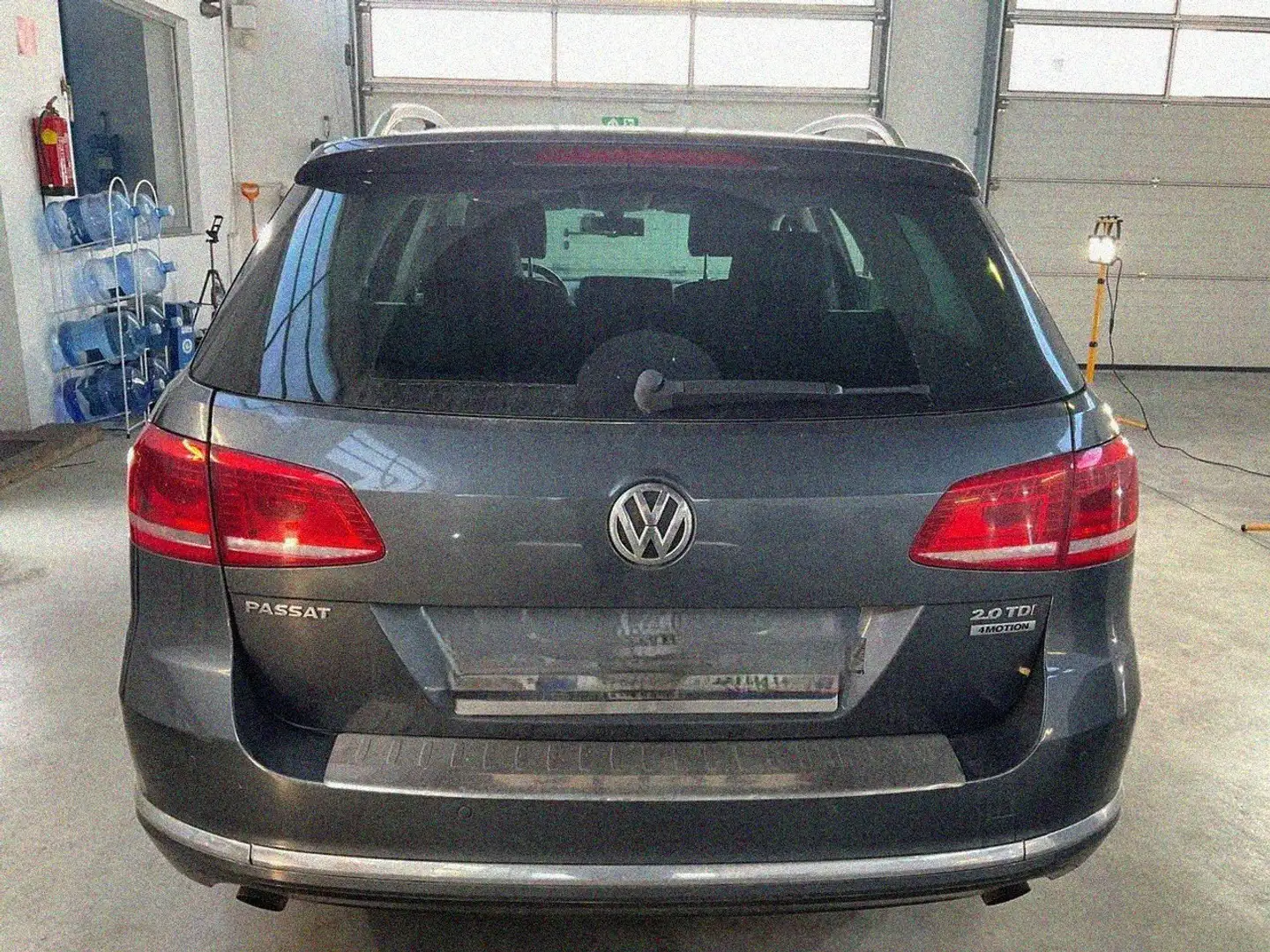 Volkswagen Passat 2.0 TDI Comfortline 4Motion BlueMotion Grau - 2
