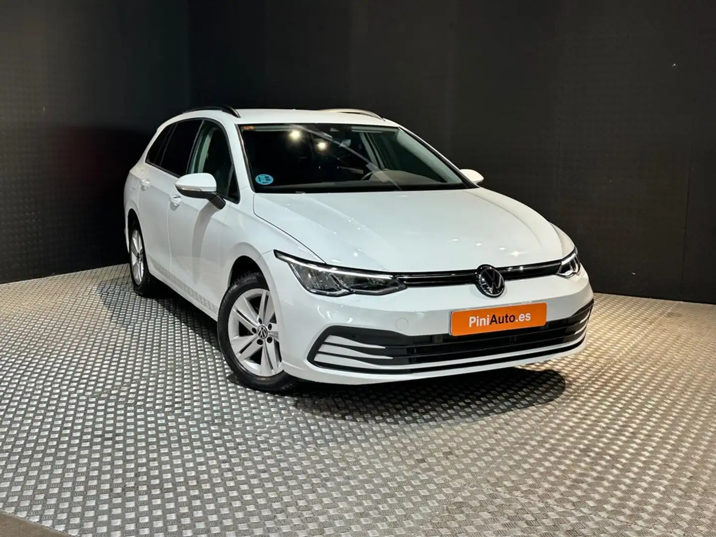Volkswagen Golf Variant 2.0TDI Life 85kW Blanco - 2